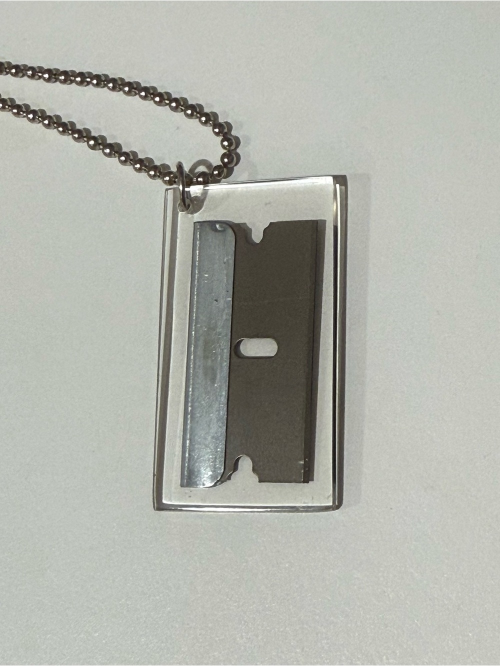 Marc Jacobs Special Items LIL WAYNE Silver Razor Blade Necklace - Picture 2 of 3